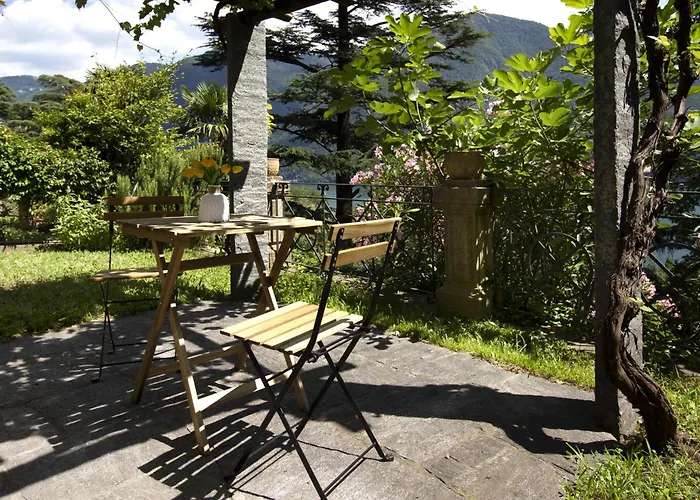 La Castignola Con Vista Di E Giardino Condiviso