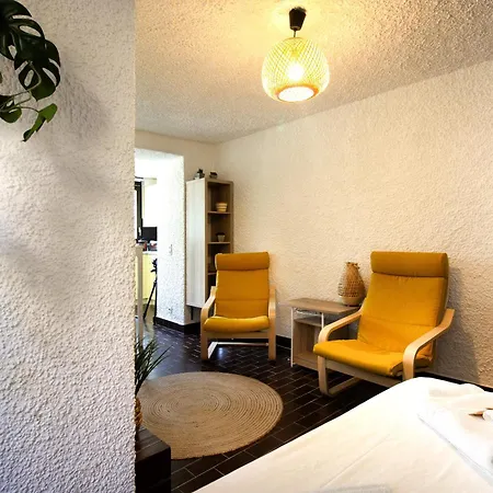 La Castignola Con Vista Di E Giardino Condiviso